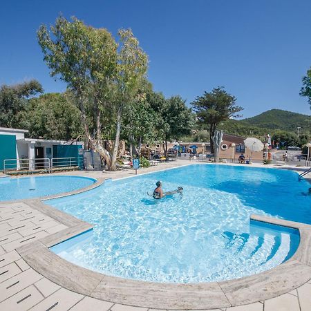Villaggio Miramare Ліворно Екстер'єр фото