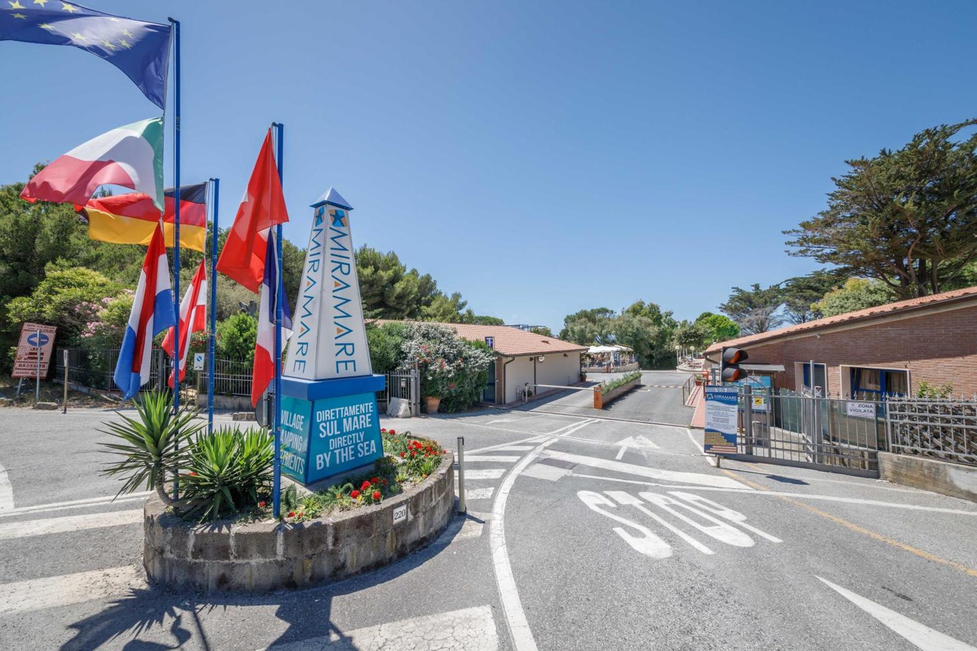 Villaggio Miramare Ліворно Екстер'єр фото